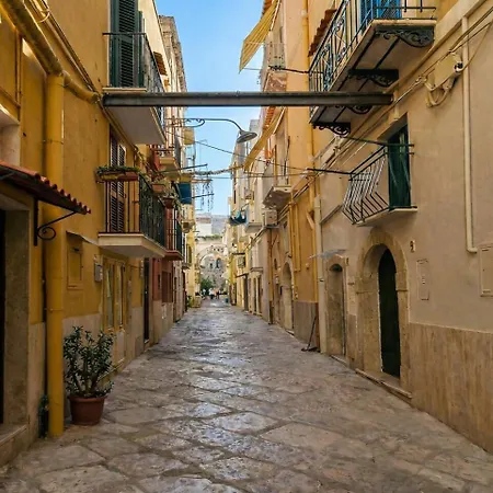 Borgo Di Mare - Indipendenti Al Centro *